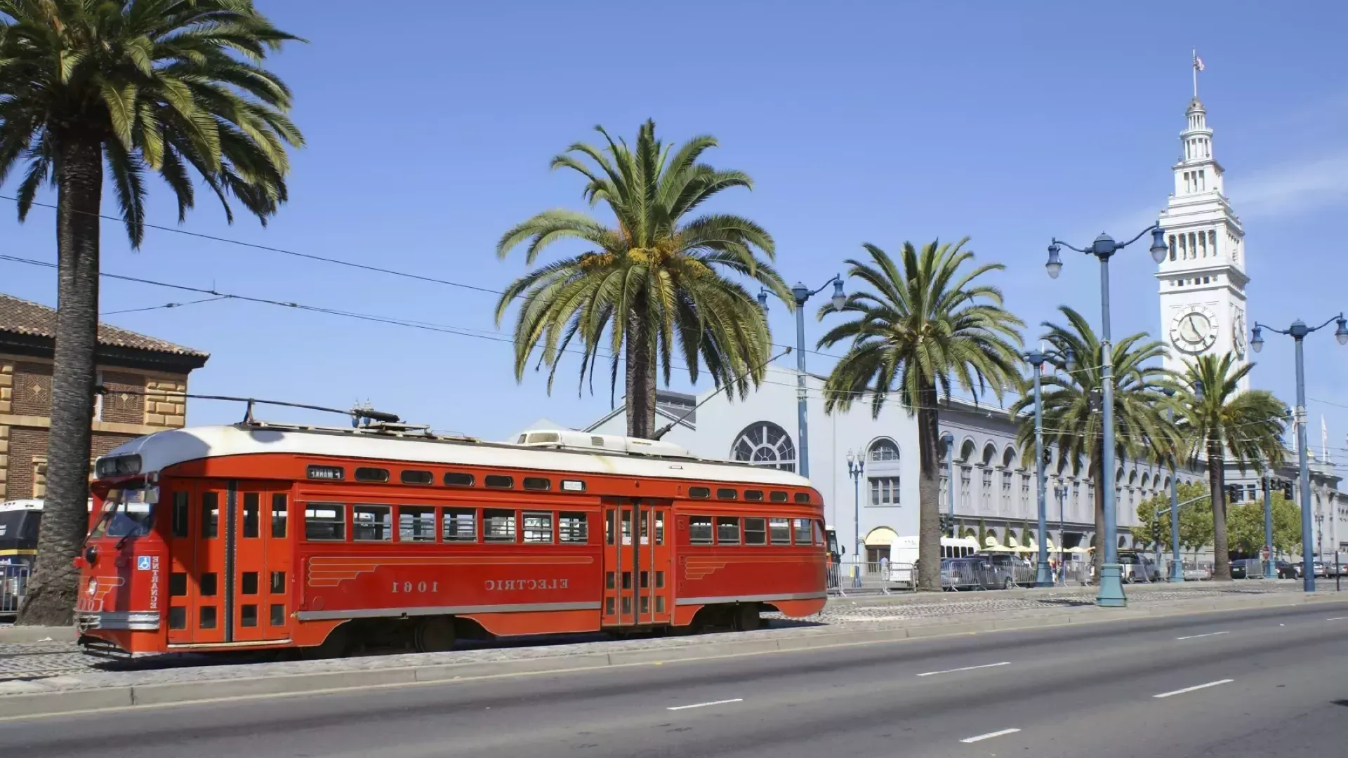 Tram sull'Embarcadero